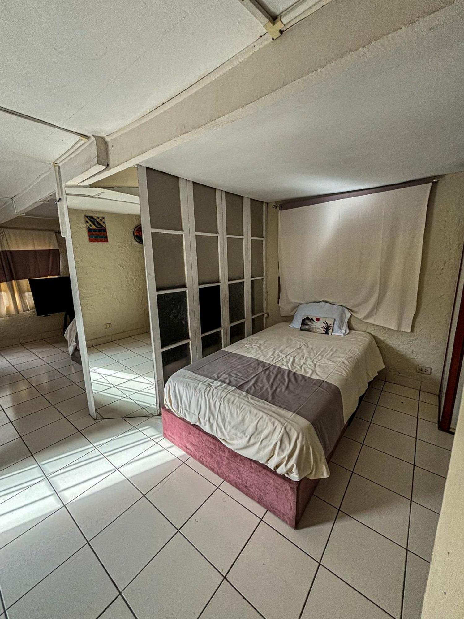 Hostel Colores Miraflores Lima Buitenkant foto
